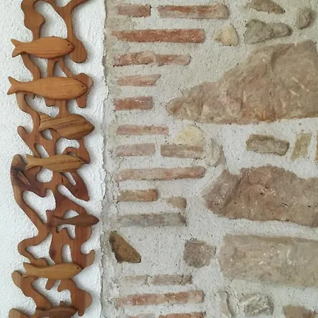 La Fleurette לינה וארוחת בוקר *